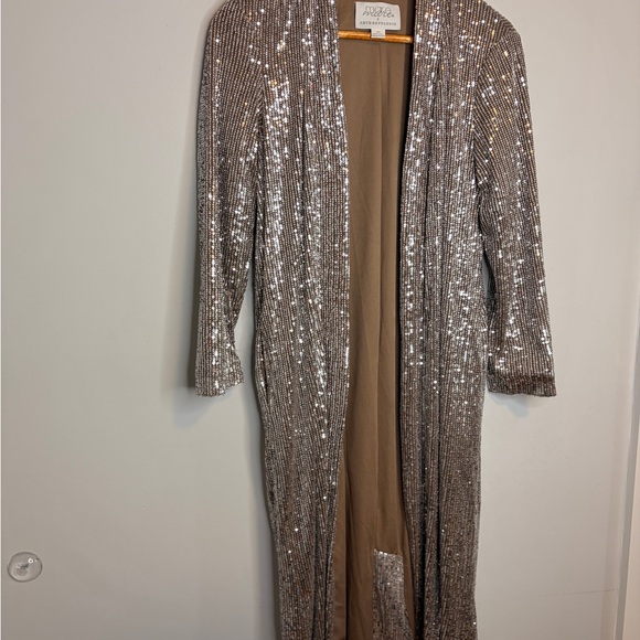 Elegant Silver Sequin Long Cardigan - Picture 8 of 11
